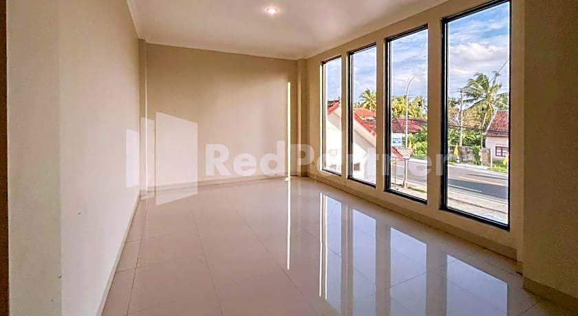 Hotel Andono near YIA Mitra RedDoorz