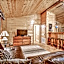 Broken Bow Starlight Cabin with Private Hot Tub!