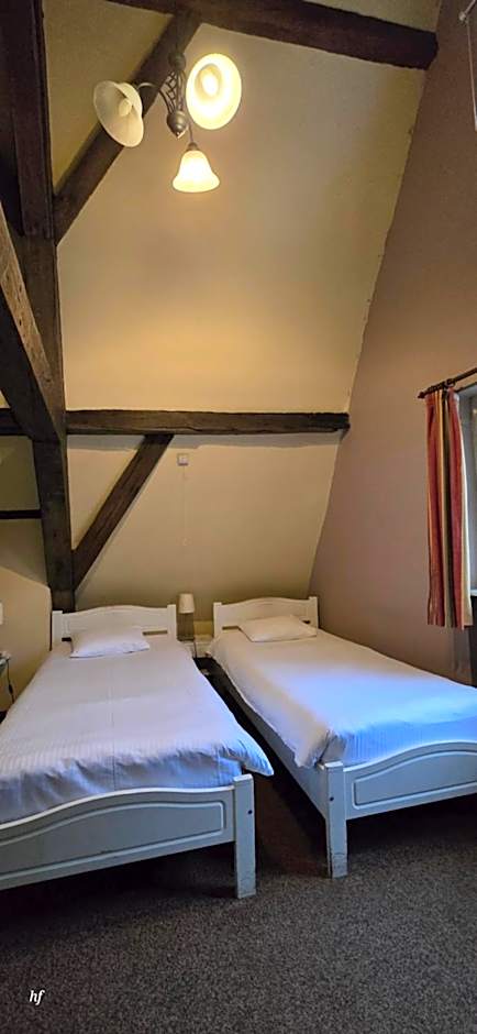 Erasmus Hotel