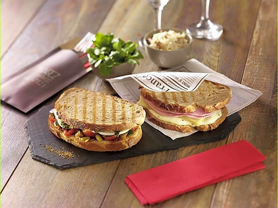 ibis Calais Car Ferry