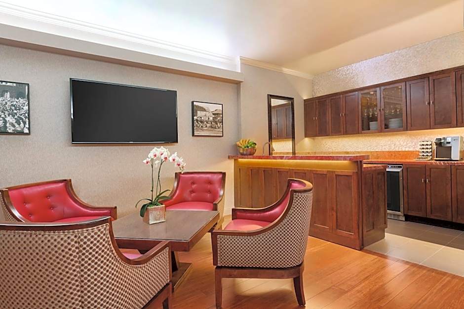 USC Hotel