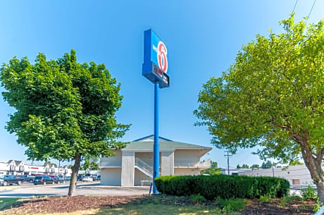 Motel 6-Farmington Hills, MI - Northwest - Farmington Hills