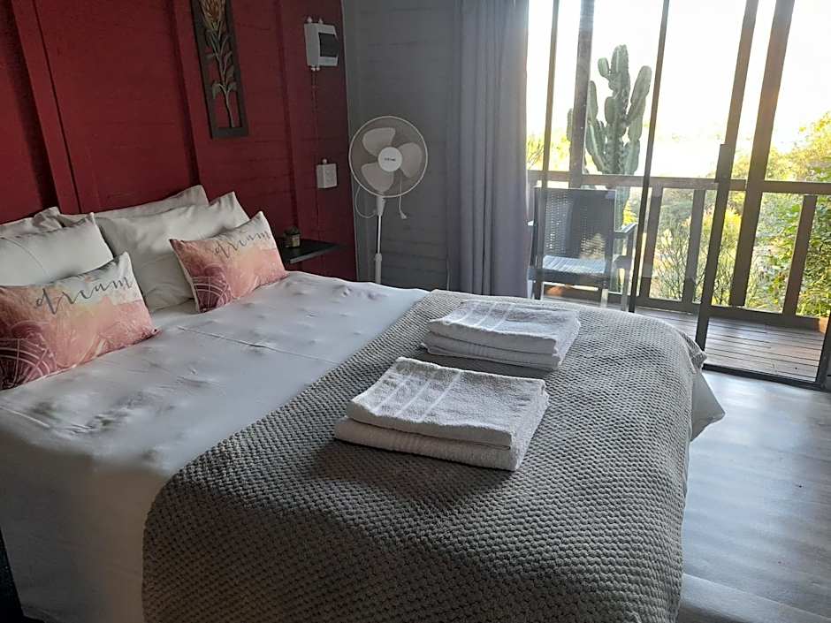 Entendeni Lodge SelfCatering