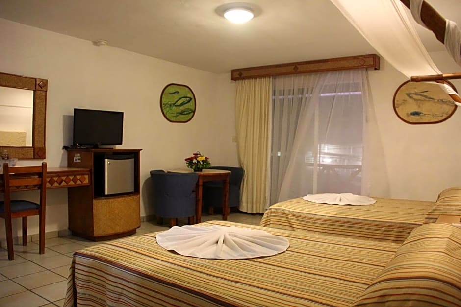 Hotel Palapa Palace Inn