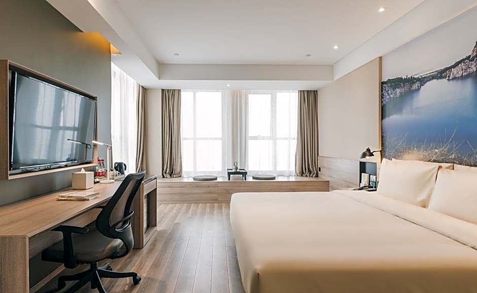 Atour Hotel Kunshan Yongda Commercial Plaza