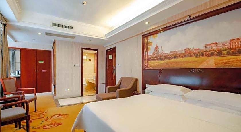 Vienna Hotel Nanning Train Station