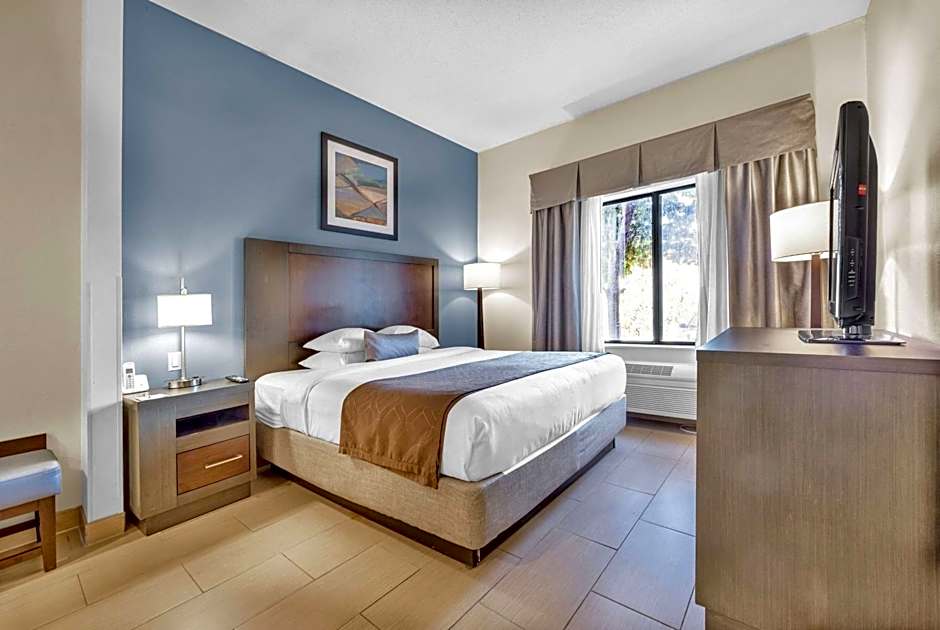 Wingate by Wyndham Chicago Schaumburg