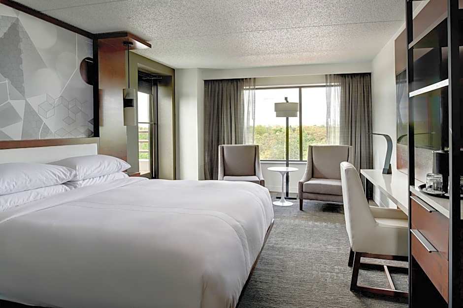 Marriott East Lansing at University Place