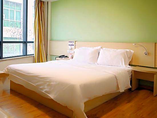 7 Days Inn Chongqing Wanzhou District Gaosuntang Chongbai