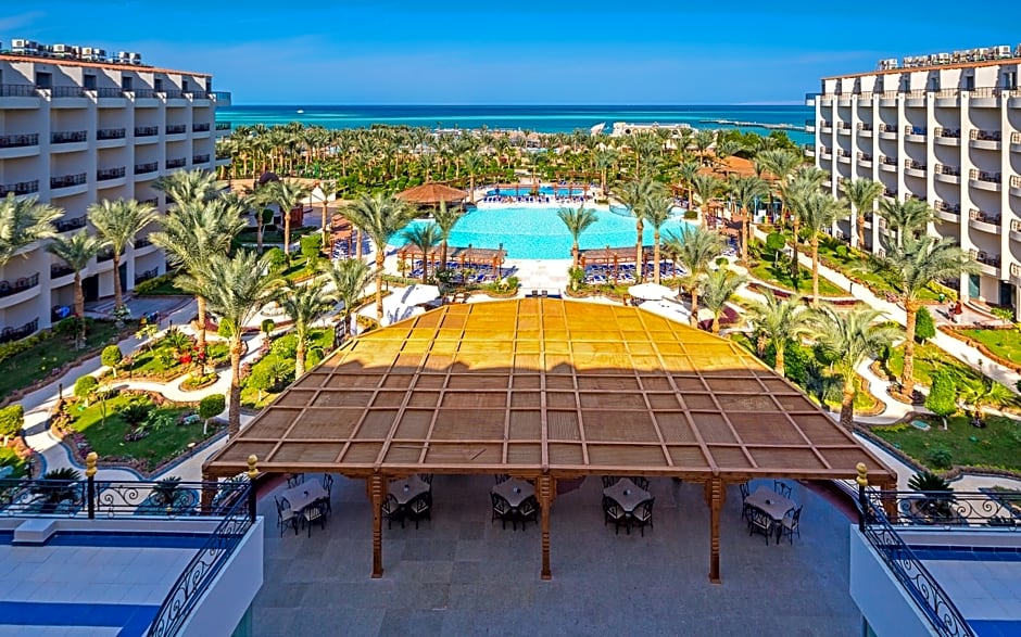 SUNRISE Le Jarden Resort