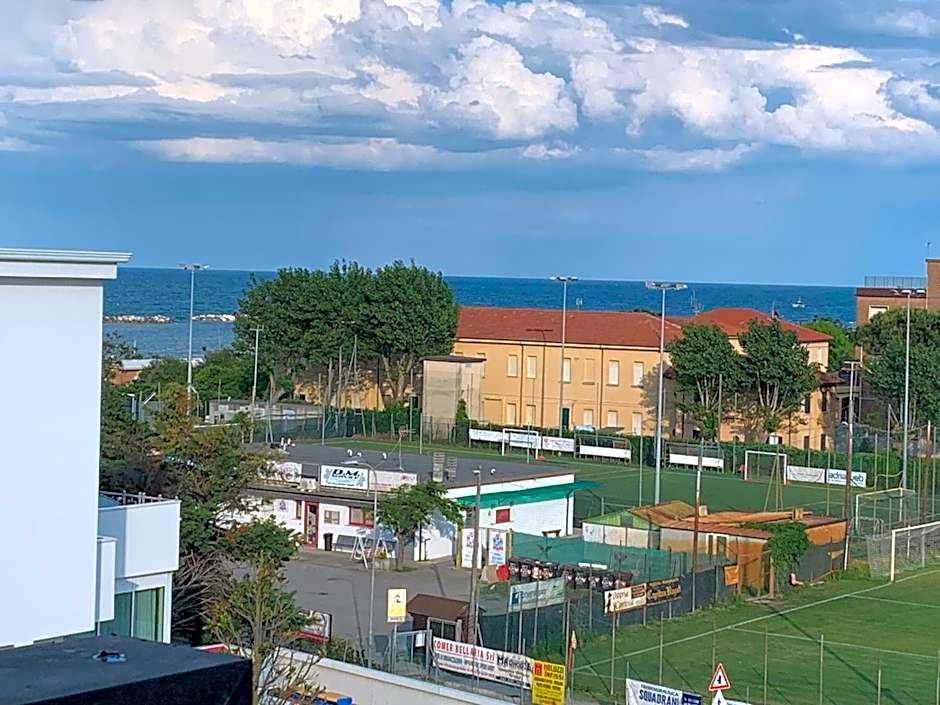 Daniel Apartments