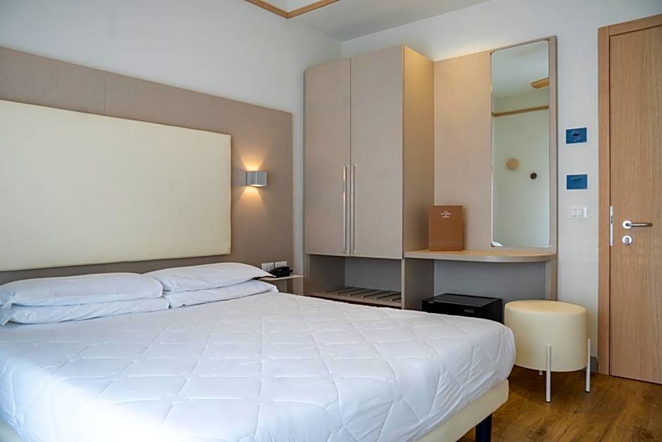 Hotel Columbia & Ninfea