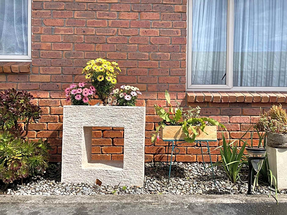 ASURE Ambassador Motor Lodge