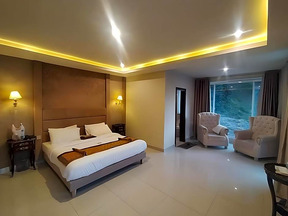 Manila Heights Hotel Naran