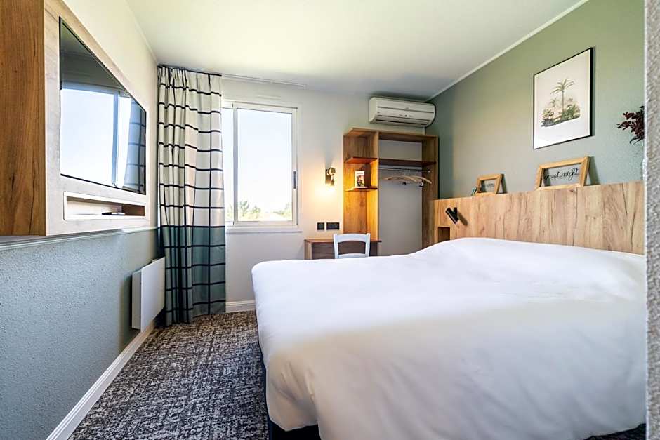 greet Hotel Castres Saix