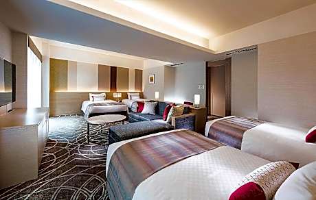 Luxury Family Room for 5 People - Non-Smoking