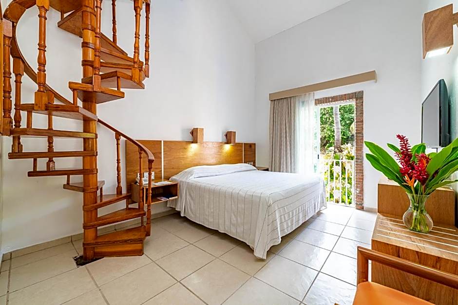 Hotel Castillo Huatulco & Beach Club