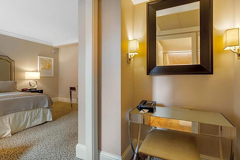 Omni Berkshire Place