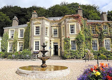 New House Country Hotel