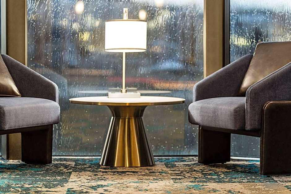 La Quinta Inn & Suites by Wyndham Madison American Center