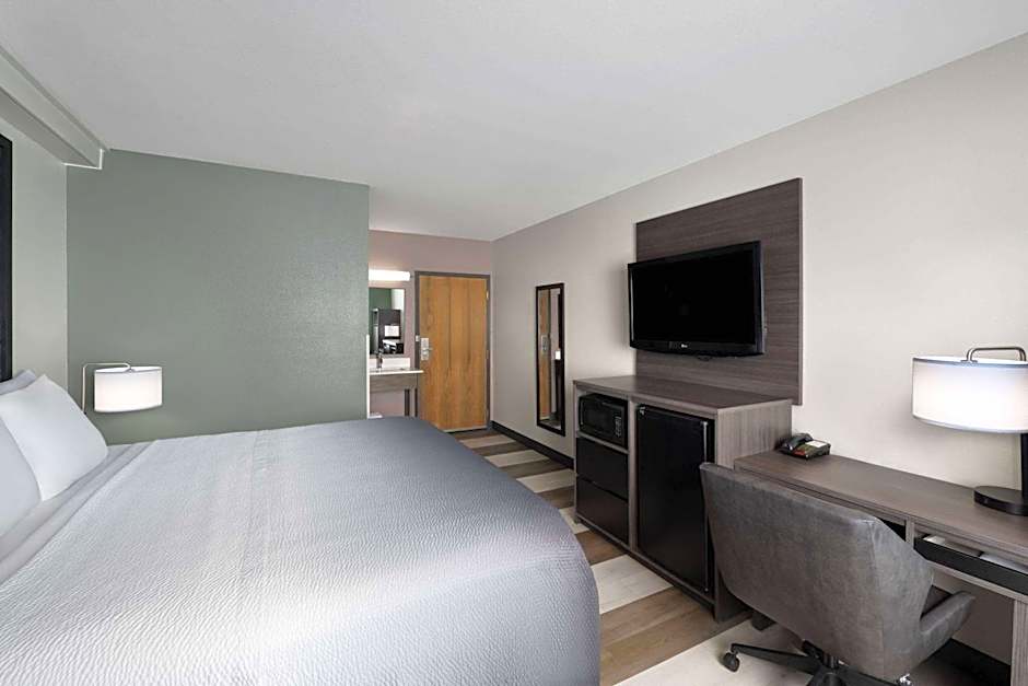 Super 8 by Wyndham Columbus