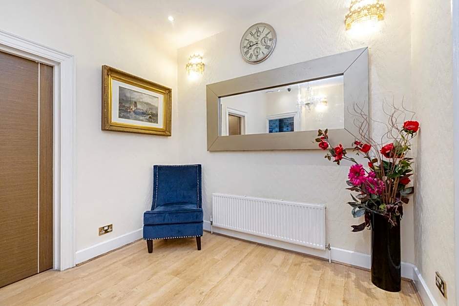 Hyde Park Rooms & Apartments