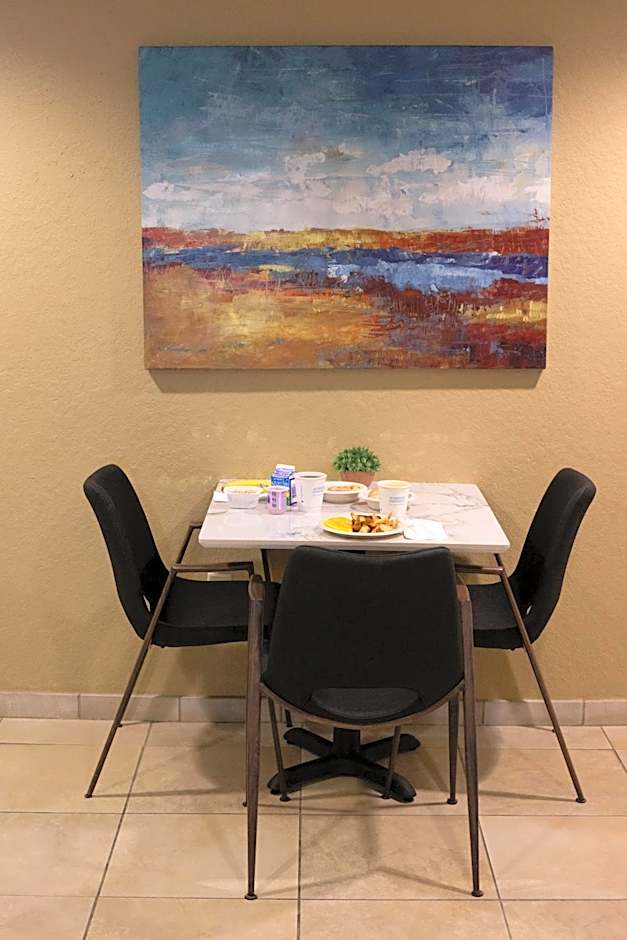 Microtel Inn & Suites By Wyndham Waynesburg