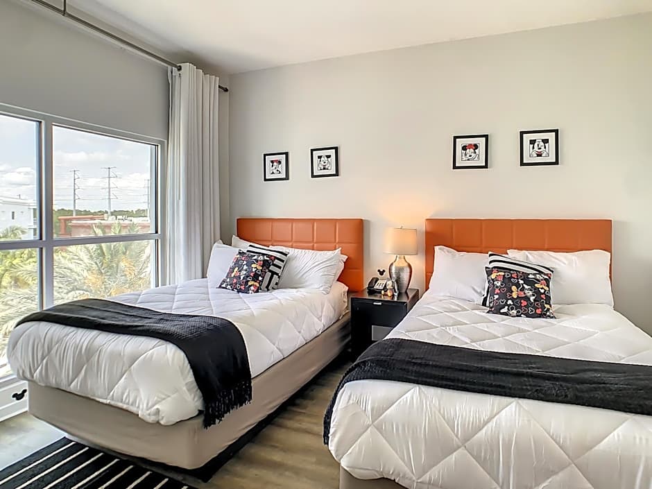 Pet friendly in Orlando area near Disney and ESPN Center