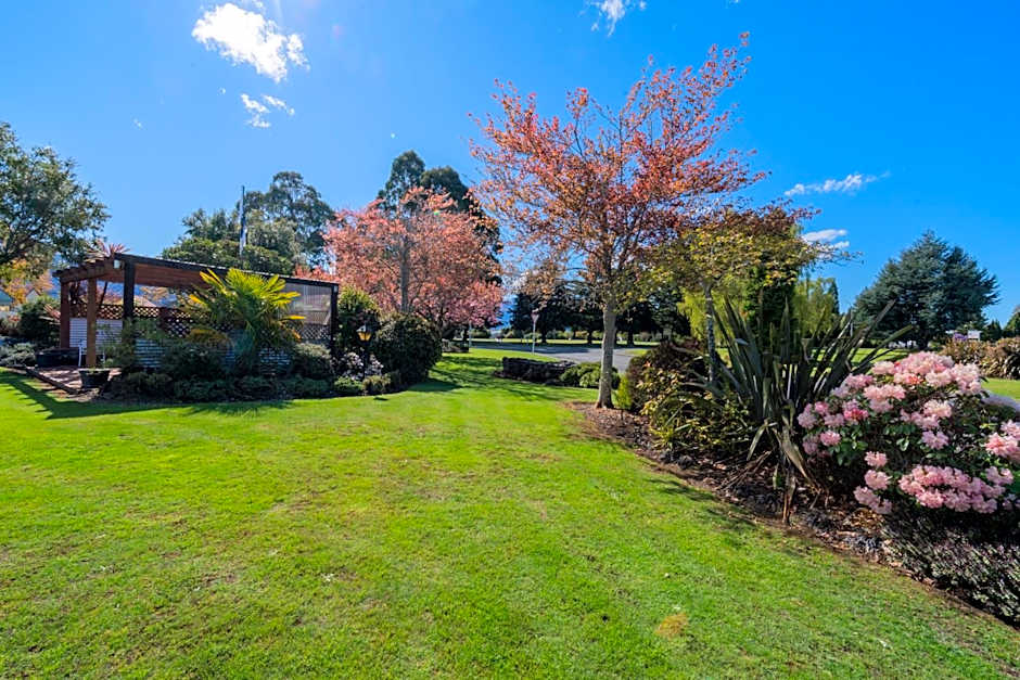 Explorer Motel & Apartments