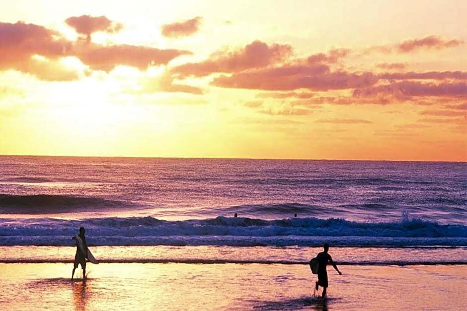 Seacrest Beachfront Apartments Gold Coast