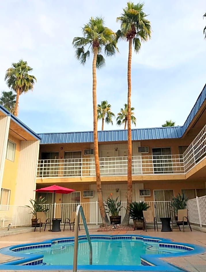 Delos Reyes Palm Springs
