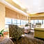 Comfort Suites Salina South