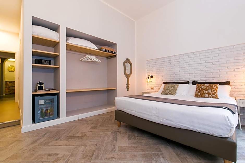 Trevi Contemporary Suite