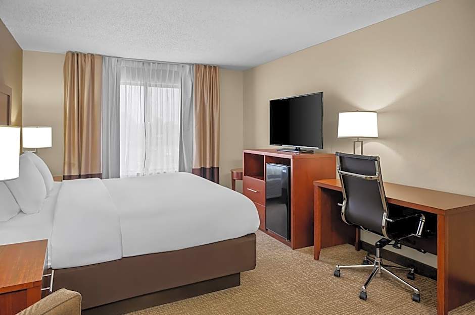 Comfort Suites Grandville