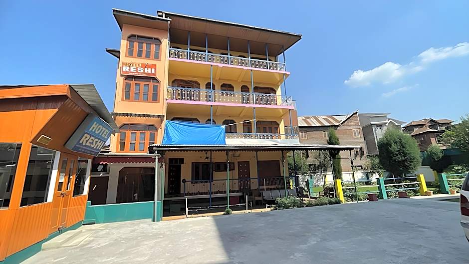 Hotel Royal Reshi – Srinagar, PA