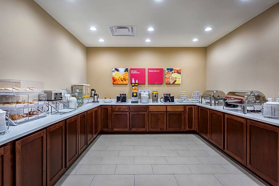 Comfort Suites