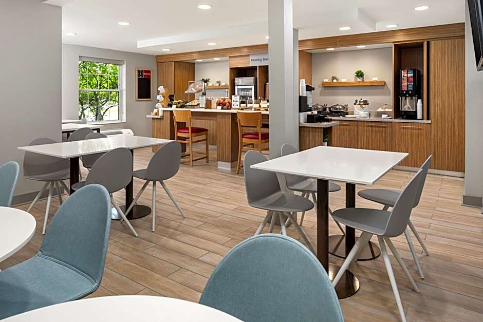 TownePlace Suites by Marriott Chicago Lombard