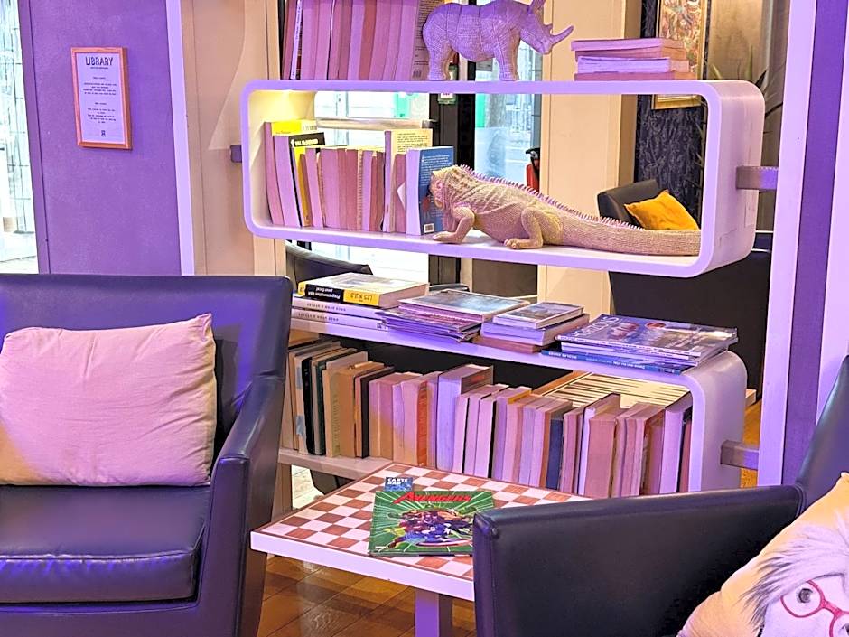 Ibis Styles Paris Tolbiac Bibliotheque