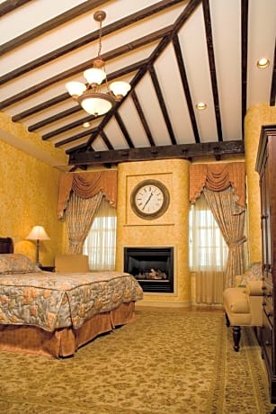 superior room, 1 king bed