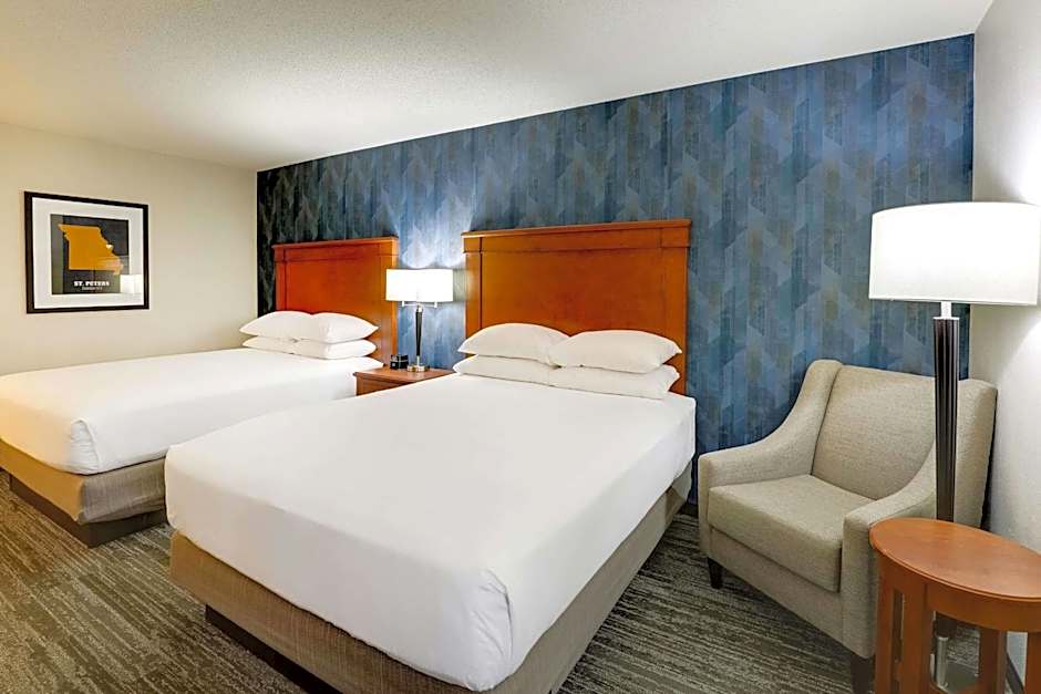 Drury Inn & Suites St. Louis St. Peters