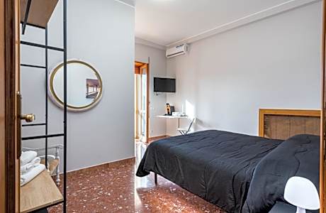 Deluxe Double or Twin Room with Garden View