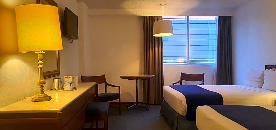 Hotel Bristol