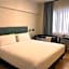 Tres Torres Atiram Hotels