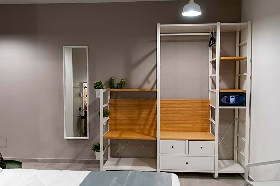 IRON Hotel by Residence Moderno