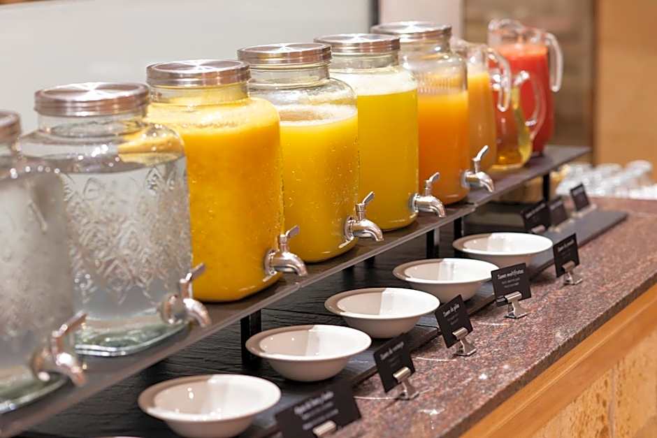 Valentin Somni Hotel & Suites