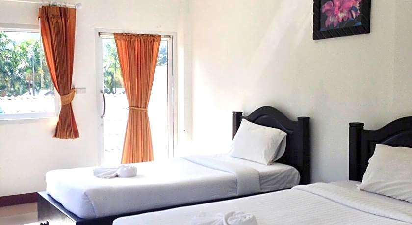 OYO 918 Kachapol Hotel