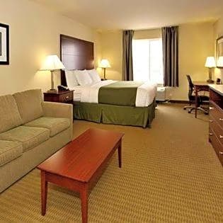 Cobblestone Hotel & Suites - Knoxville