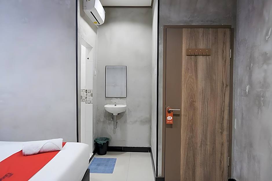 RedDoorz @ Sekip Medan