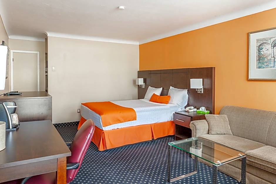 Knights Inn North Bay