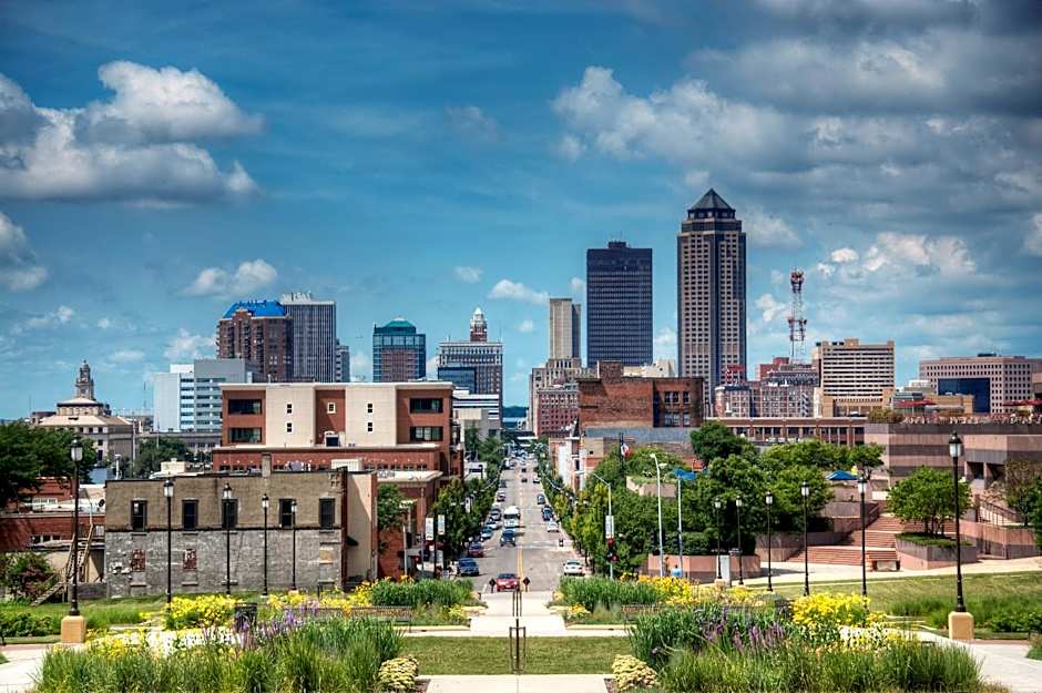 Staybridge Suites Des Moines Downtown By IHG